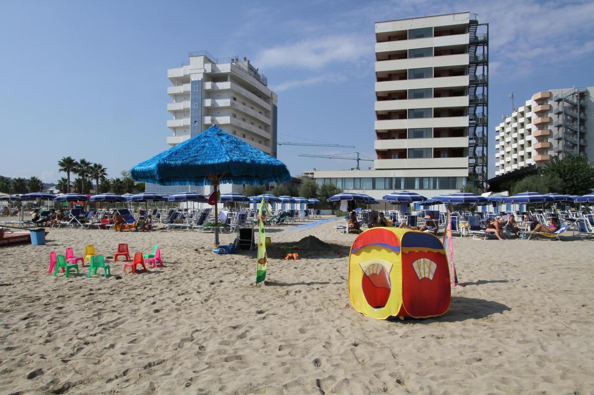 Hotel Promenade Montesilvano Marina Buitenkant foto